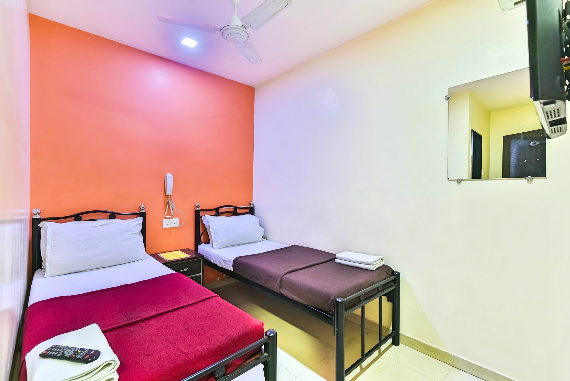 Inn Decent Mumbai